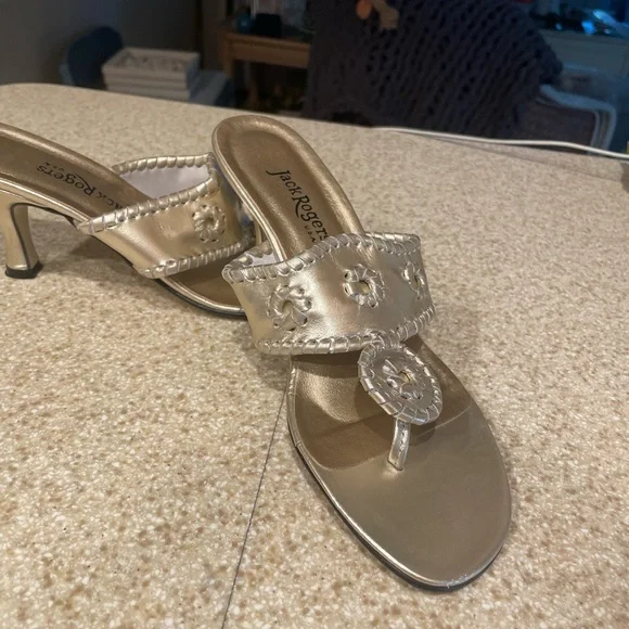 Jack Rodgers,heals,silver, wore 2 times, sprained ankle- unable to wear-ADORABLE - Picture 5 of 9
